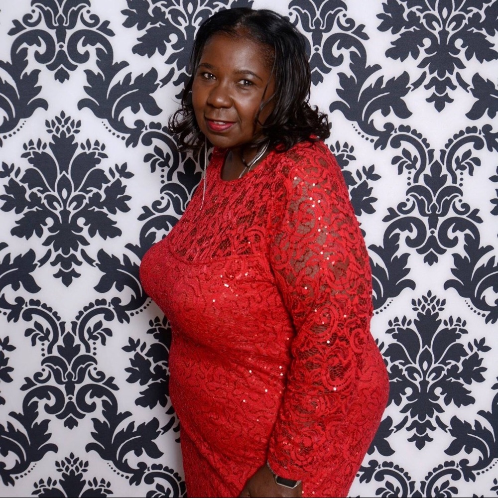 Meet your Posher, Norma